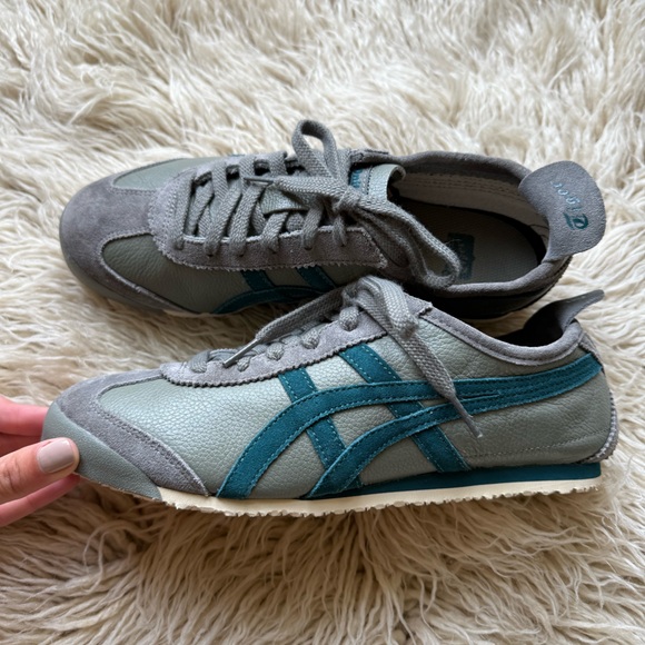 ONITSUKA TIGER Asics leather gray green turquoise sneakers sz 40